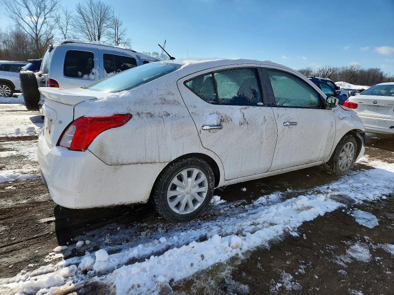 Photo 3 from auction – 2017 NISSAN VERSA S with VIN 3N1CN7AP8HL863083