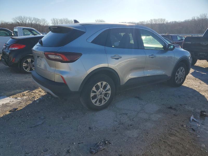 Photo 3 from auction – 2023 FORD ESCAPE with VIN 1FMCU9GN8PUA45063