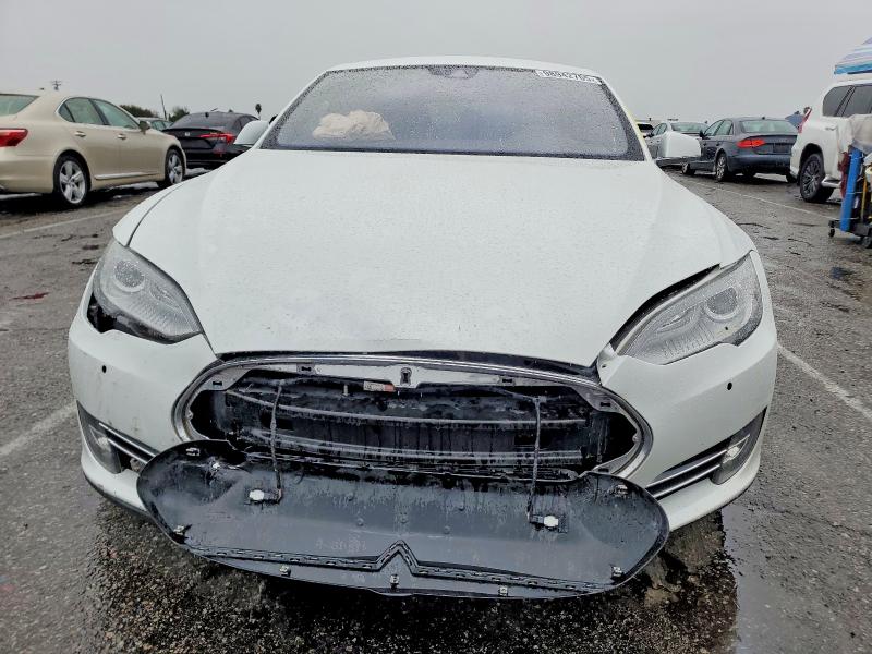 Photo 5 from auction – 2016 TESLA MODEL S with VIN 5YJSA1E11GF130684