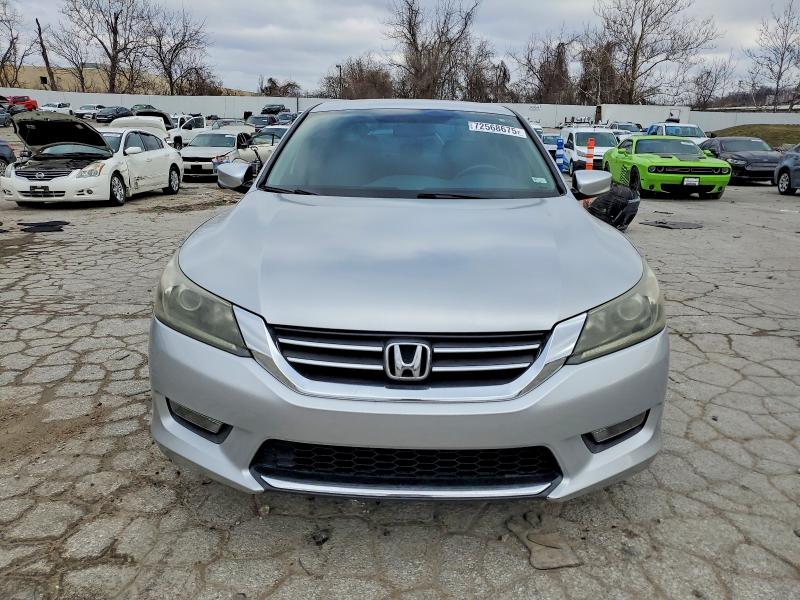 Photo 5 from auction – 2014 HONDA ACCORD SPO with VIN 1HGCR2F51EA187723