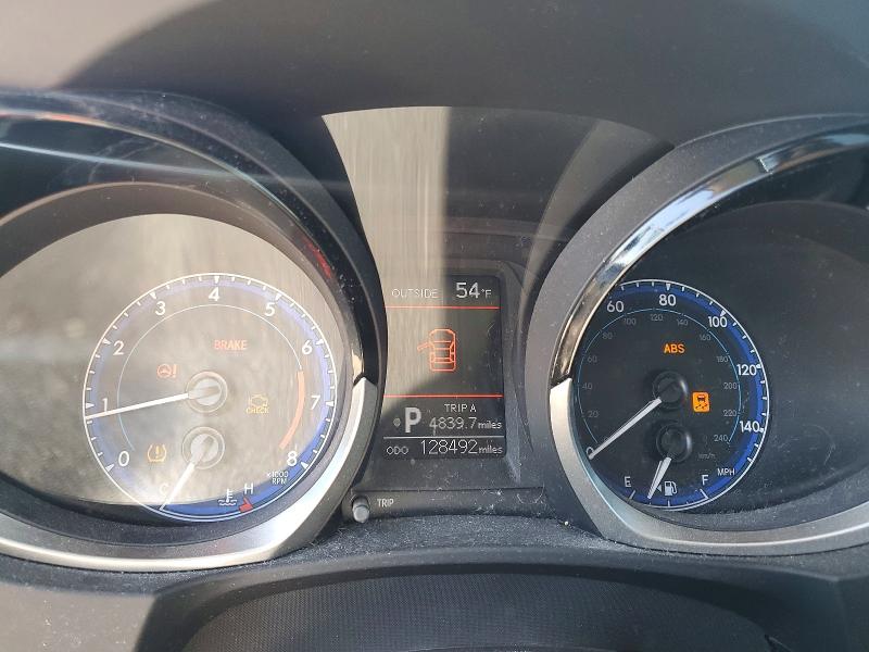 Photo 9 from auction – 2014 TOYOTA COROLLA with VIN 5YFBURHEXEP025468
