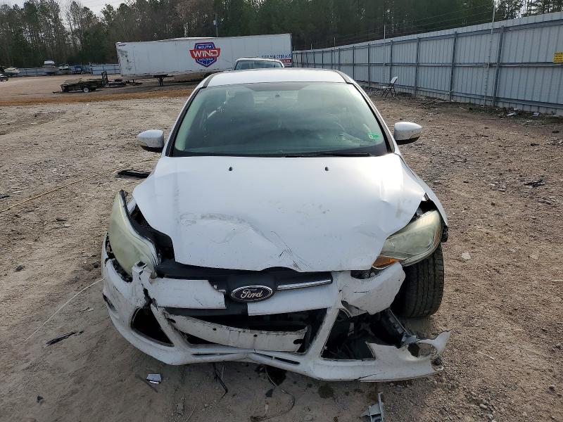 Photo 5 from auction – 2014 FORD FOCUS SE with VIN 1FADP3F27EL454944