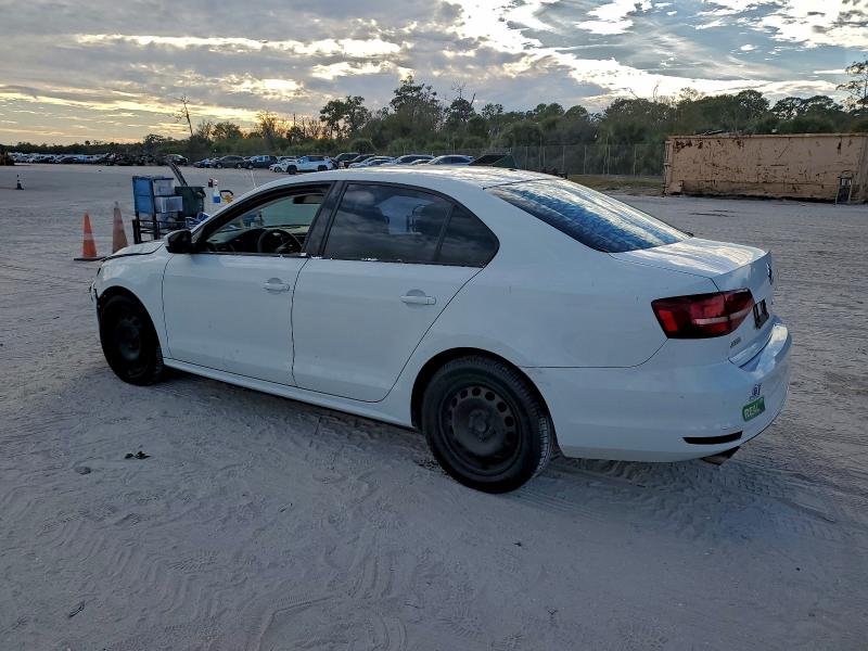 Photo 2 from auction – 2017 VOLKSWAGEN JETTA S with VIN 3VW2B7AJ1HM375792