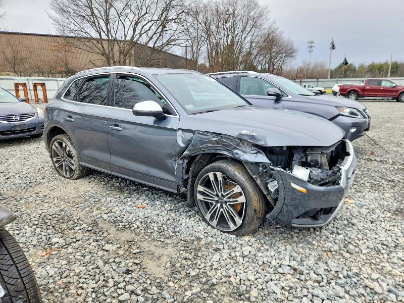 Photo 4 from auction – 2018 AUDI SQ5 PREMIU with VIN WA1A4AFY2J2220834
