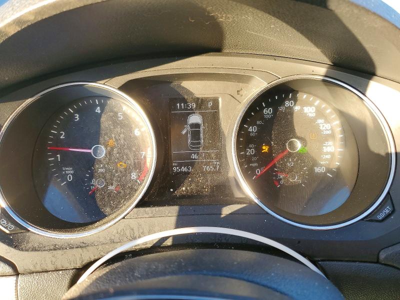 Photo 9 from auction – 2017 VOLKSWAGEN JETTA with VIN 3VWDB7AJ9HM392736