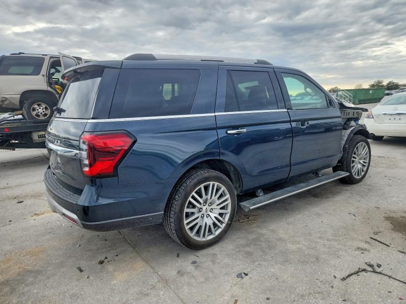 Photo 3 from auction – 2023 FORD EXPEDITION with VIN 1FMJU2A86PEA48412