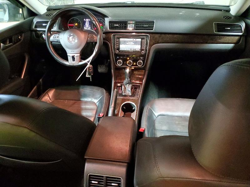 Photo 8 from auction – 2015 VOLKSWAGEN PASSAT SEL with VIN 1VWCV7A34FC096607