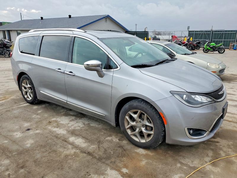 Photo 4 from auction – 2018 CHRYSLER PACIFICA L with VIN 2C4RC1GG2JR170908