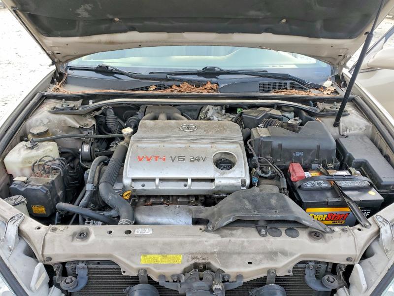 Photo 11 from auction – 2005 TOYOTA CAMRY LE with VIN 4T1BF30K15U598251