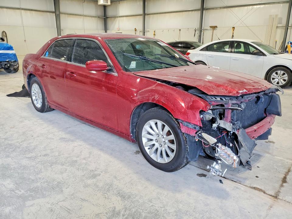 Photo 4 from auction – 2014 CHRYSLER 300 with VIN 2C3CCAAG9EH200064