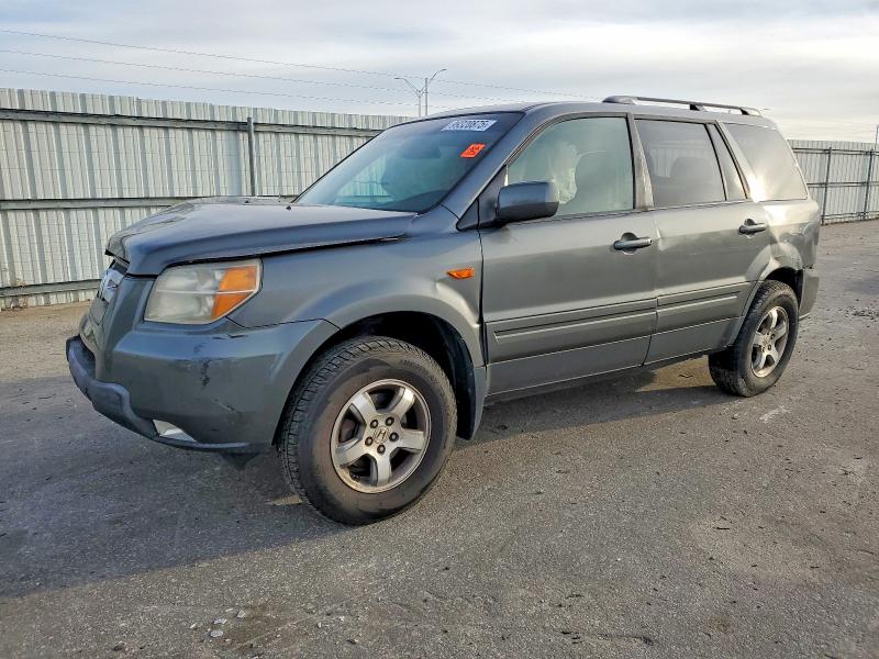 HONDA PILOT EXL 2008 with VIN 5FNYF28728B016695 - Photo from auction