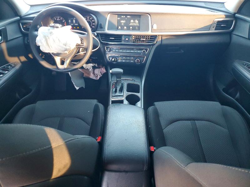 Photo 8 from auction – 2018 KIA OPTIMA with VIN 5XXGT4L34JG261070