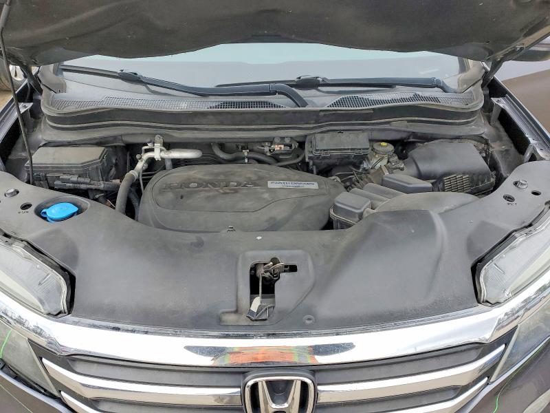 Photo 12 from auction – 2017 HONDA PILOT EX with VIN 5FNYF6H33HB063495