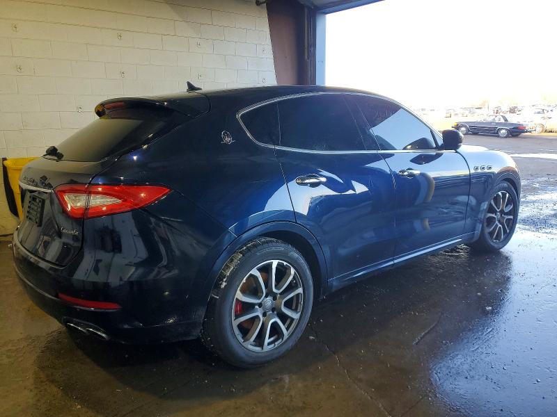 Photo 3 from auction – 2019 MASERATI LEVANTE with VIN ZN661XUA2KX323641