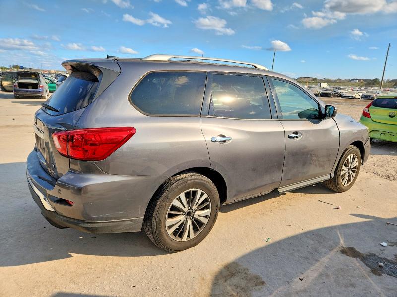 Photo 3 from auction – 2017 NISSAN PATHFINDER with VIN 5N1DR2MN8HC686058