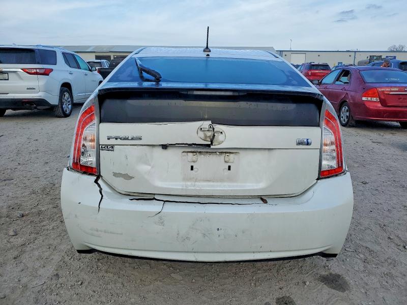 Photo 6 from auction – 2014 TOYOTA PRIUS with VIN JTDKN3DU7E1765135