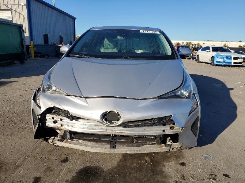 Photo 5 from auction – 2016 TOYOTA PRIUS with VIN JTDKARFU1G3503100