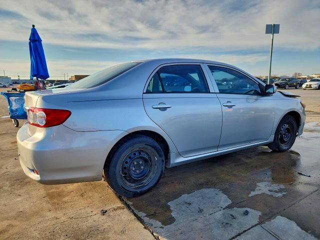 Photo 3 from auction – 2013 TOYOTA COROLLA with VIN 5YFBU4EE3DP091236