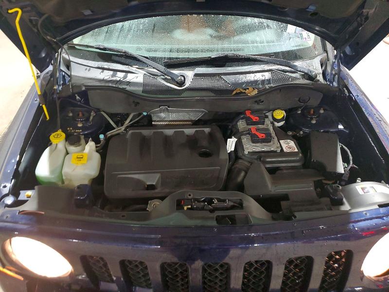 Photo 11 from auction – 2016 JEEP PATRIOT with VIN 1C4NJRFB1GD596352