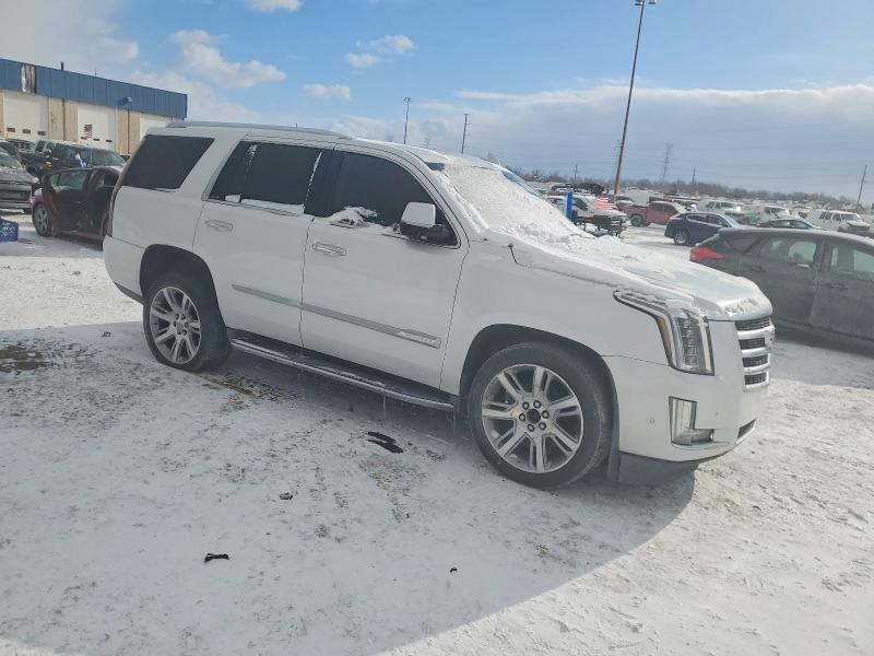 Photo 4 from auction – 2017 CADILLAC ESCALADE with VIN 1GYS4BKJ9HR158157