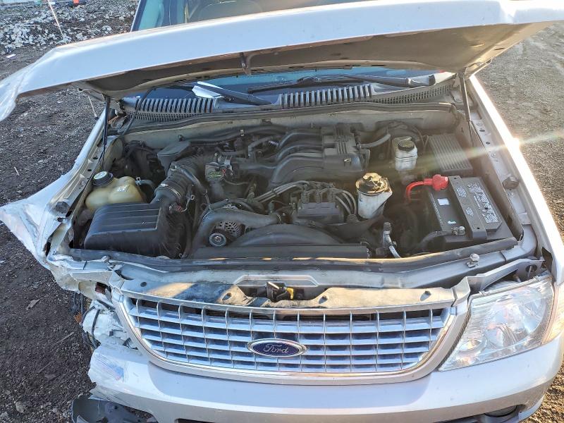 Photo 12 from auction – 2005 FORD EXPLORER with VIN 1FMZU73K45ZA57964