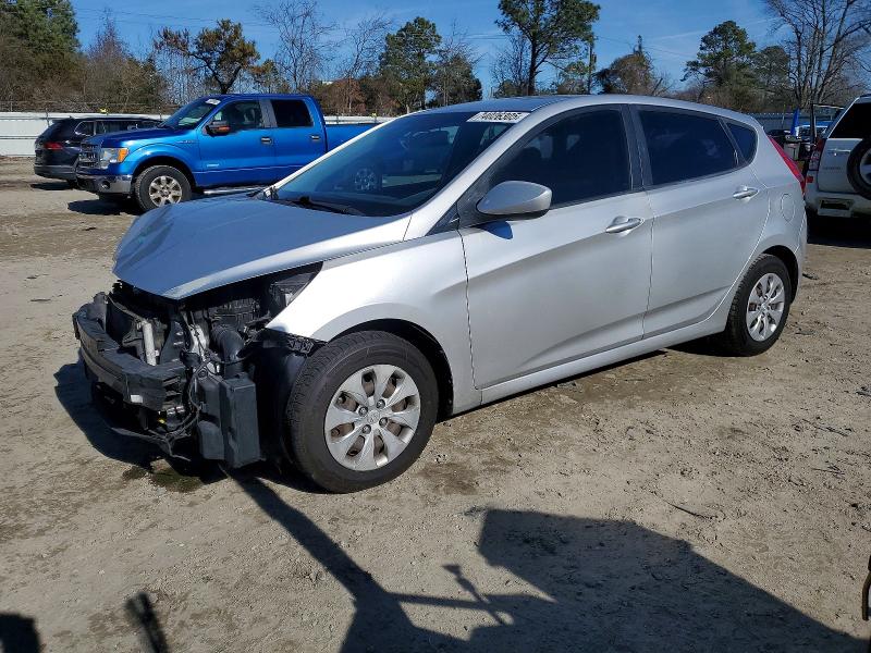 HYUNDAI ACCENT SE 2016 with VIN KMHCT5AE9GU261055 - Photo from auction