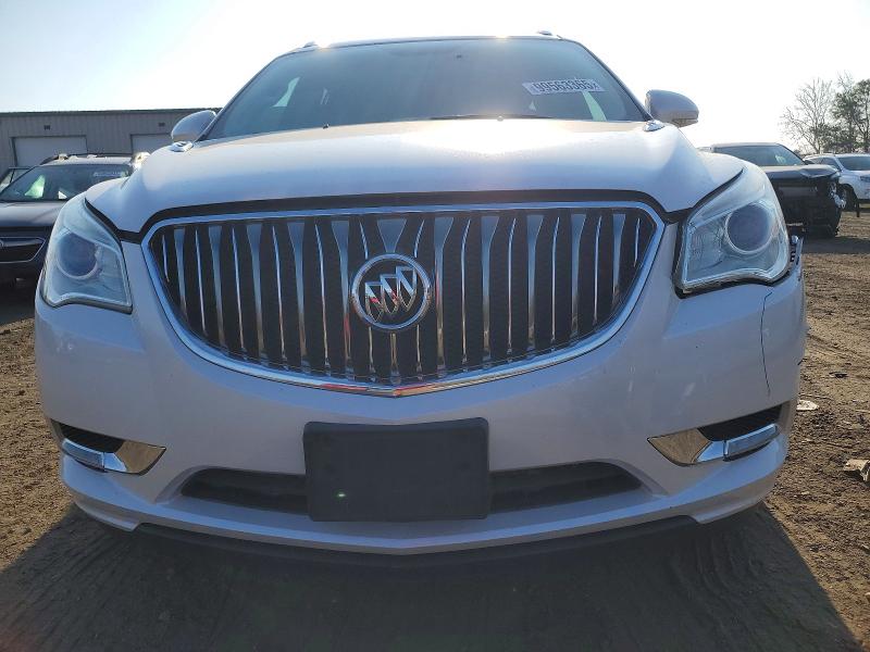 Photo 5 from auction – 2017 BUICK ENCLAVE with VIN 5GAKRBKD1HJ338007