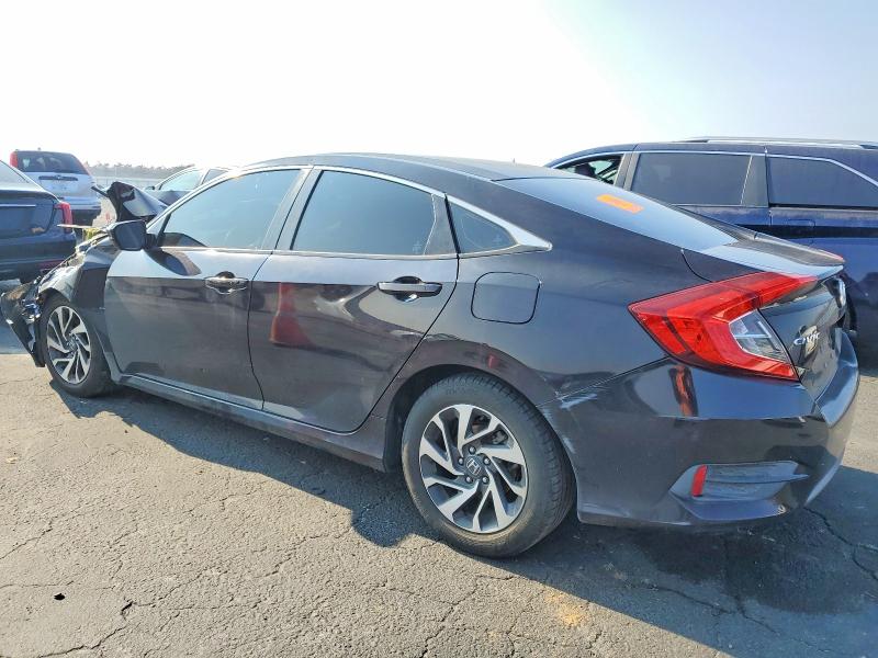 Photo 2 from auction – 2016 HONDA CIVIC with VIN 2HGFC2F77GH511682