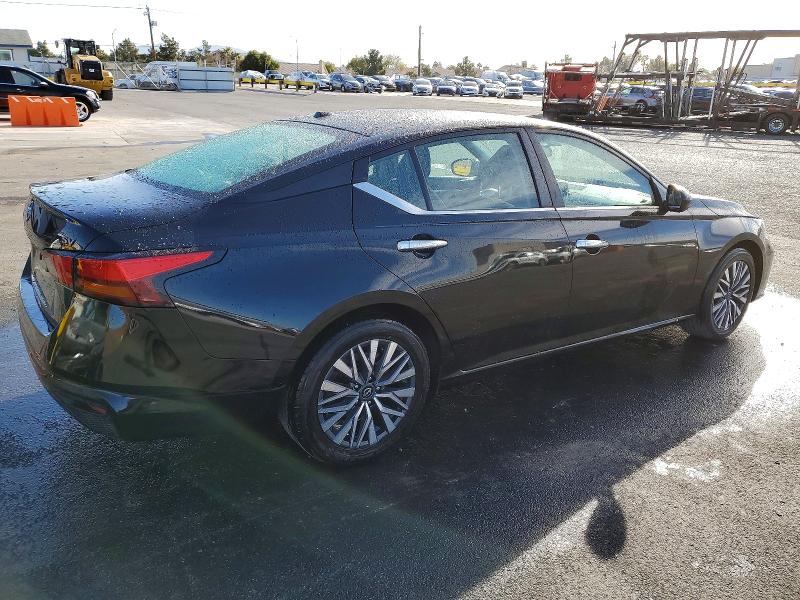 Photo 3 from auction – 2023 NISSAN ALTIMA SV with VIN 1N4BL4DV5PN338719