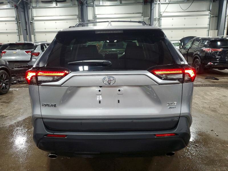 Photo 6 from auction – 2024 TOYOTA RAV4 XLE with VIN 2T3P1RFV9RC460061