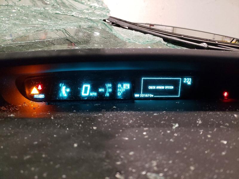 Photo 9 from auction – 2010 TOYOTA PRIUS with VIN JTDKN3DU7A0119867