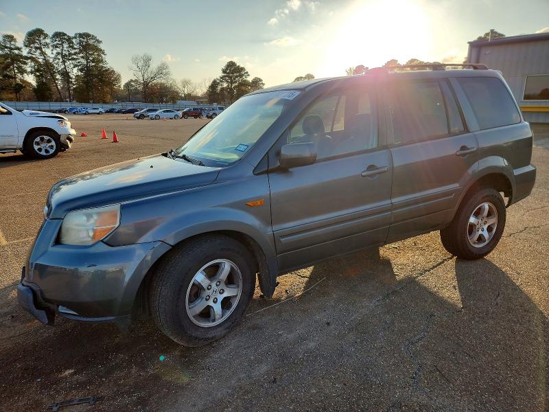 HONDA PILOT 2008 with VIN 5FNYF18418B019443 - Photo from auction