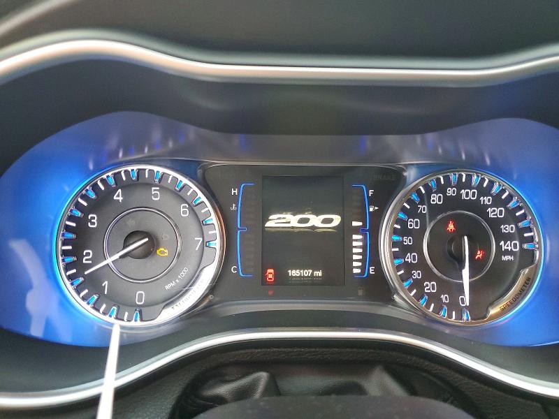 Photo 9 from auction – 2016 CHRYSLER 200 LIMITE with VIN 1C3CCCAB8GN154673