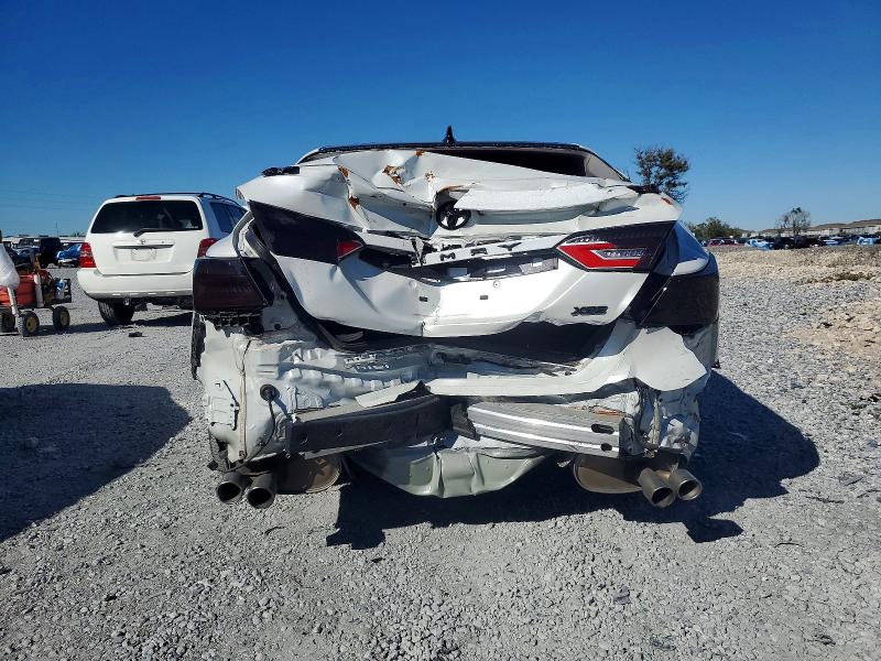 Photo 6 from auction – 2022 TOYOTA CAMRY with VIN 4T1K61AK2NU040203