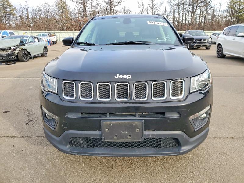 Photo 5 from auction – 2019 JEEP COMPASS with VIN 3C4NJDBB3KT653436