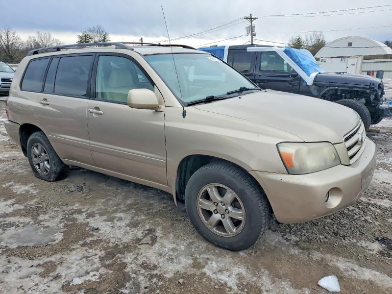 Photo 4 from auction – 2004 TOYOTA HIGHLANDER with VIN JTEEP21A040022019