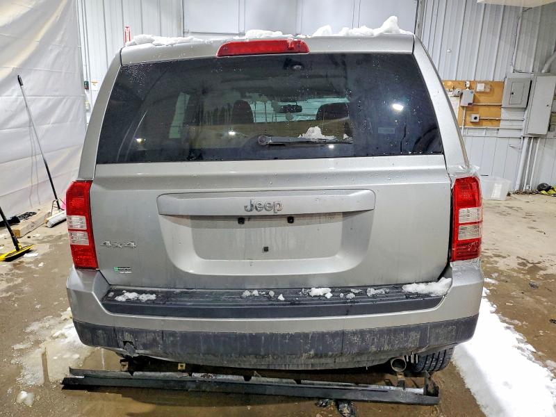 Photo 6 from auction – 2016 JEEP PATRIOT with VIN 1C4NJRBB9GD779004