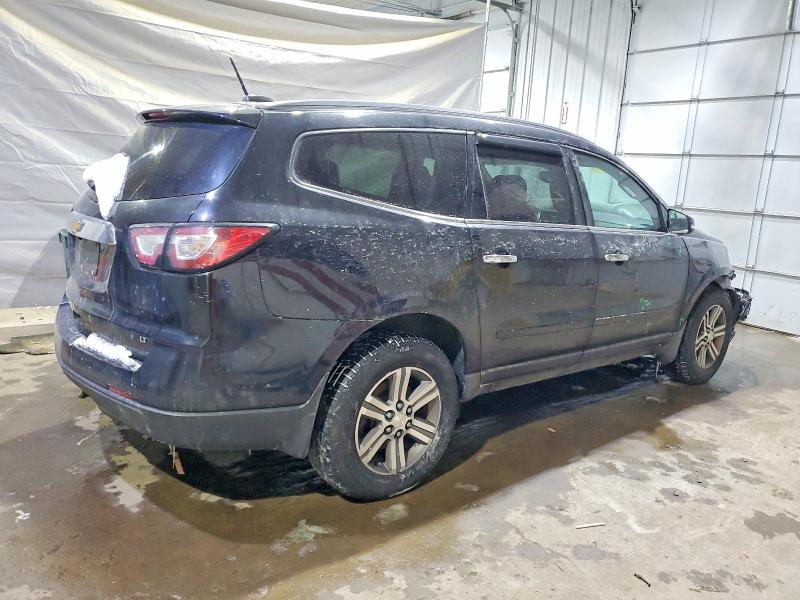 Photo 3 from auction – 2017 CHEVROLET TRAVERSE L with VIN 1GNKVGKD5HJ109666