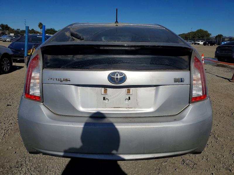 Photo 6 from auction – 2013 TOYOTA PRIUS with VIN JTDKN3DU0D5565124