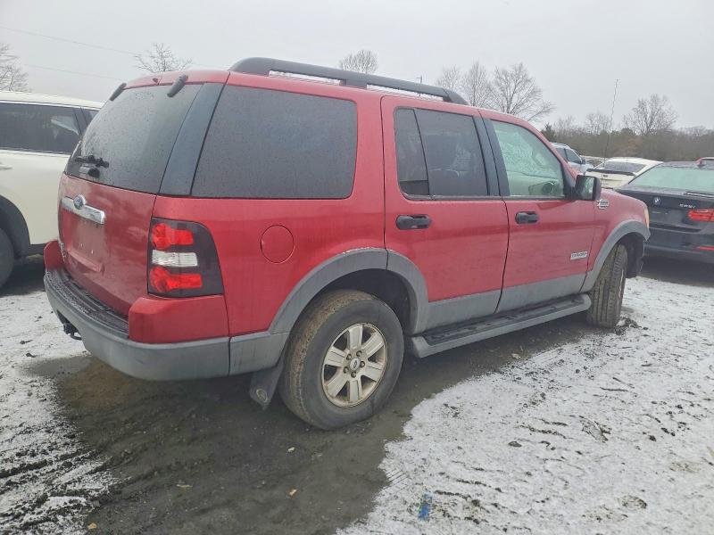 Photo 3 from auction – 2006 FORD EXPLORER X with VIN 1FMEU73E86UB50350