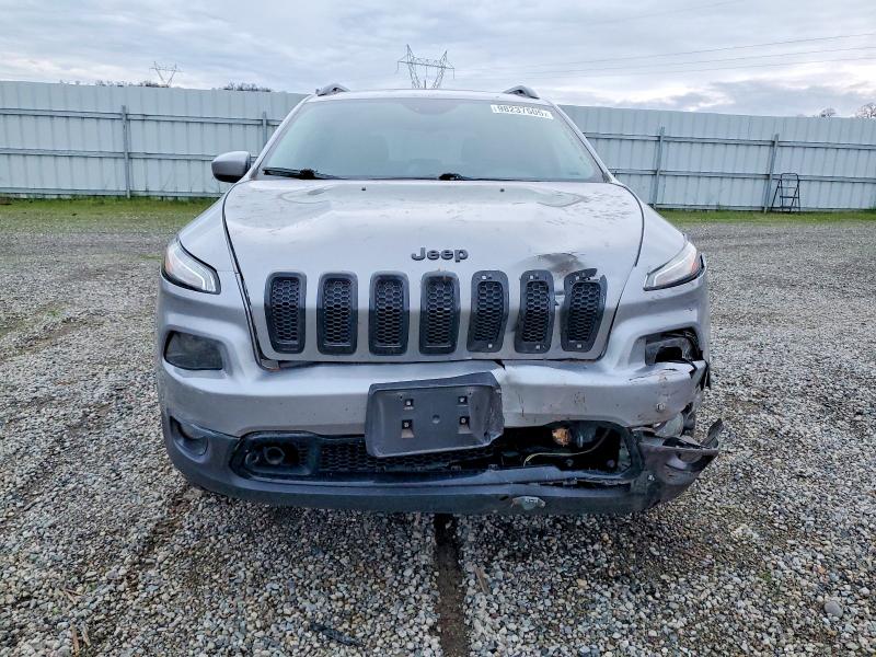 Photo 5 from auction – 2016 JEEP CHEROKEE with VIN 1C4PJMCS3GW103162