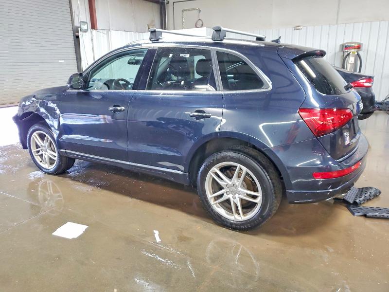Photo 2 from auction – 2017 AUDI Q5 PREMIUM with VIN WA1C2AFP5HA071891