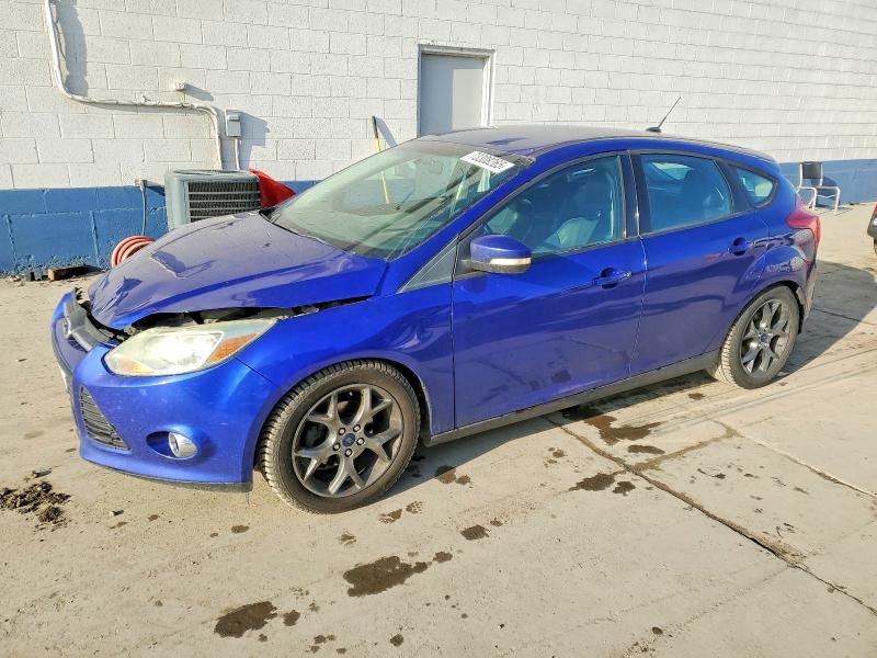FORD FOCUS SE 2014 with VIN 1FADP3K21EL327225 - Photo from auction
