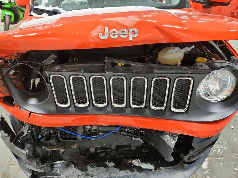 Photo 11 from auction – 2017 JEEP RENEGADE with VIN ZACCJBBB0HPG66091