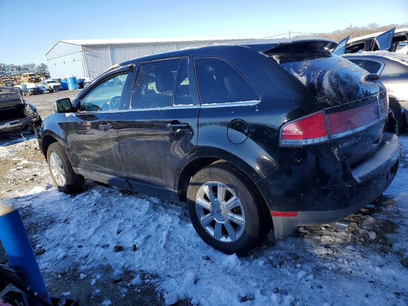 Photo 2 from auction – 2007 LINCOLN MKX with VIN 2LMDU88C17BJ18716