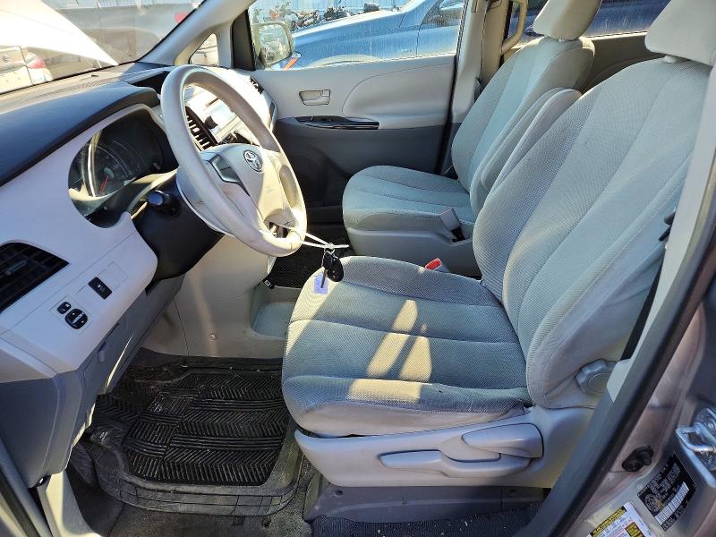 Photo 7 from auction – 2011 TOYOTA SIENNA with VIN 5TDZK3DC9BS020626