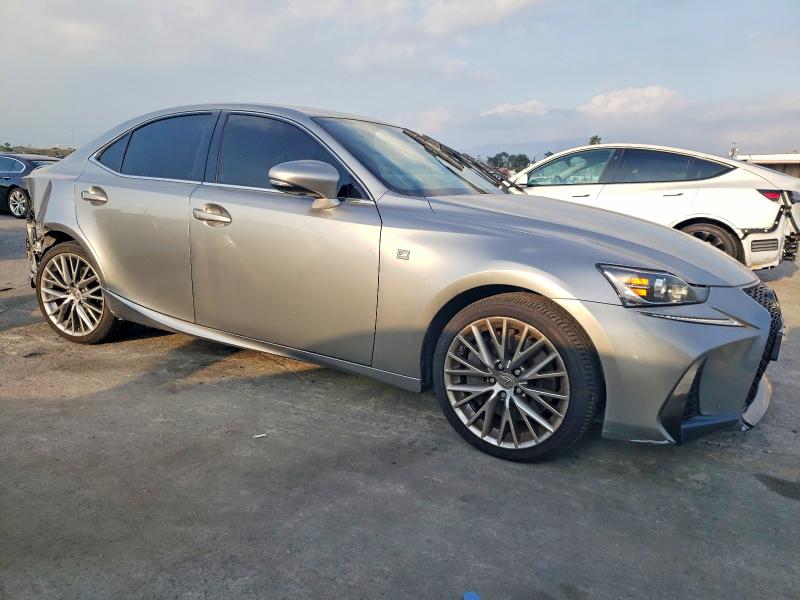 Photo 4 from auction – 2017 LEXUS IS 200T with VIN JTHBA1D25H5049702