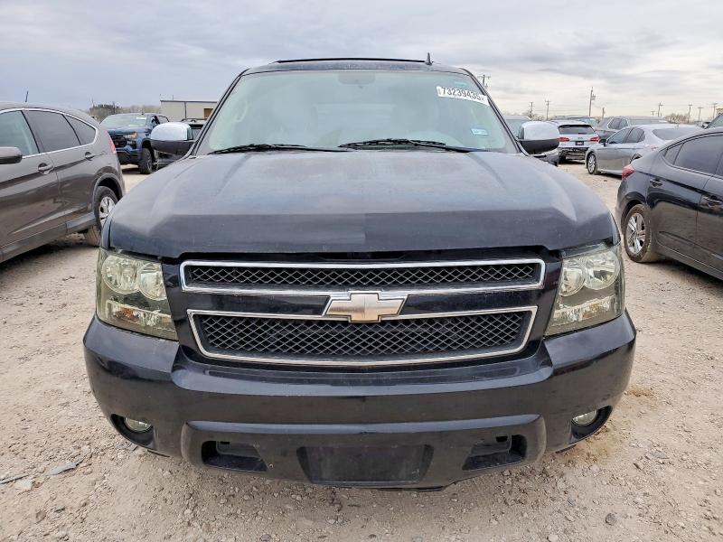 Photo 5 from auction – 2011 CHEVROLET SUBURBAN C with VIN 1GNSCJE08BR122514