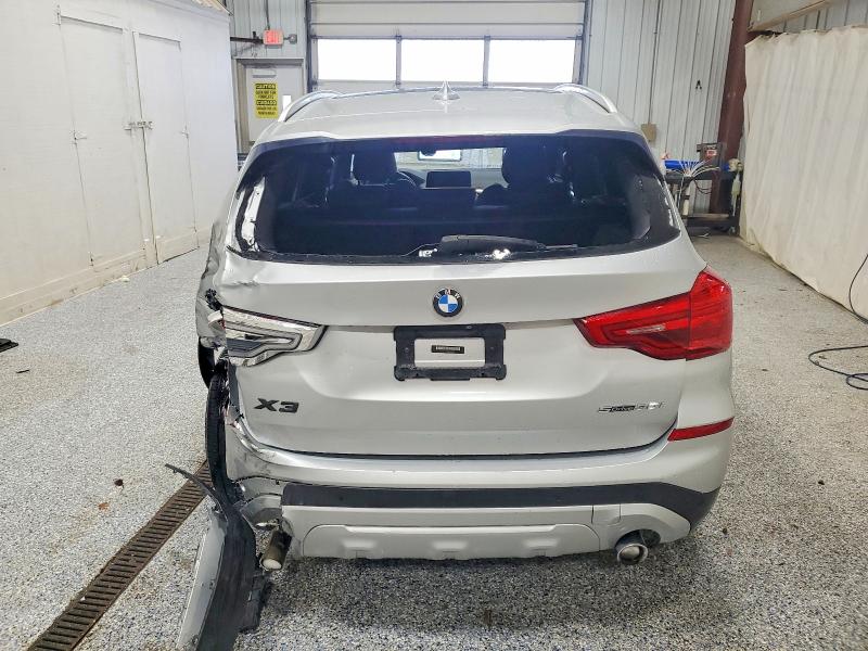 Photo 6 from auction – 2019 BMW X3 SDRIVE3 with VIN 5UXTR7C55KLR51765