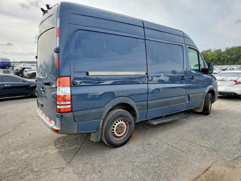 Photo 3 from auction – 2018 MERCEDES-BENZ SPRINTER 2 with VIN WD3PE7CD4JP637869